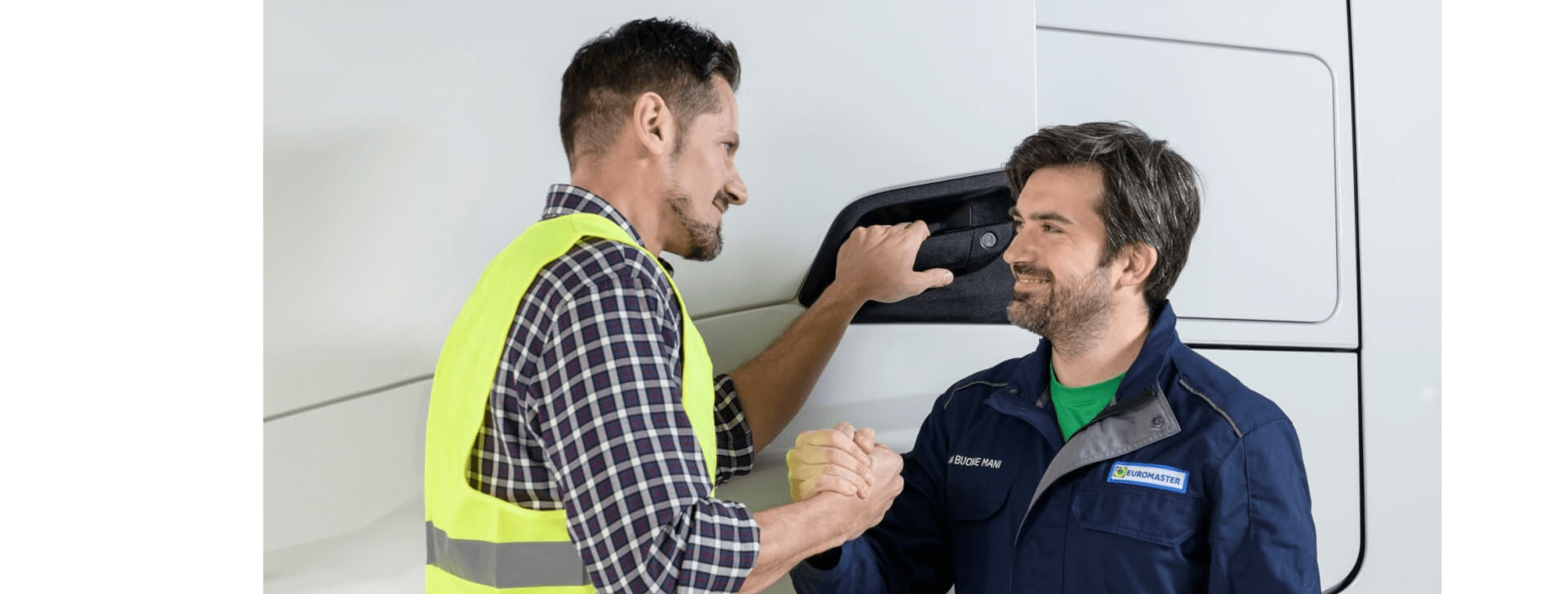 Autocarro viene revisionato da Euromaster