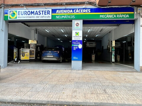 Euromaster Neumáticos Avenida Cáceres