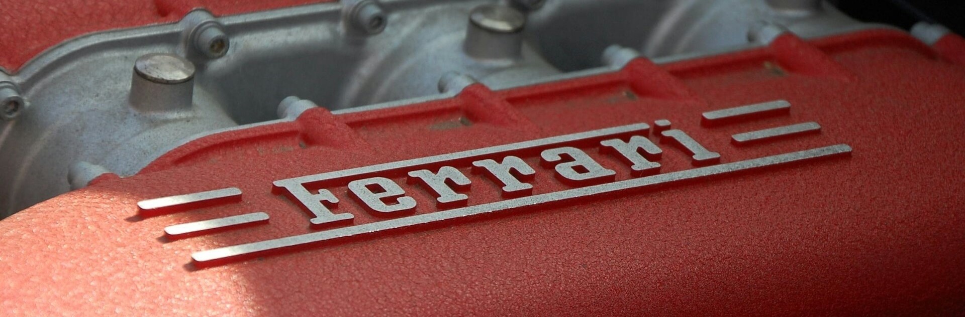 Gomme per Ferrari Purosangue
